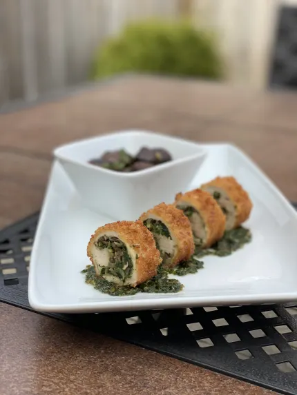 Chicken breast filled with mushrooms and herbs