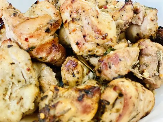Chicken thighs on a skewer recipe photo 3