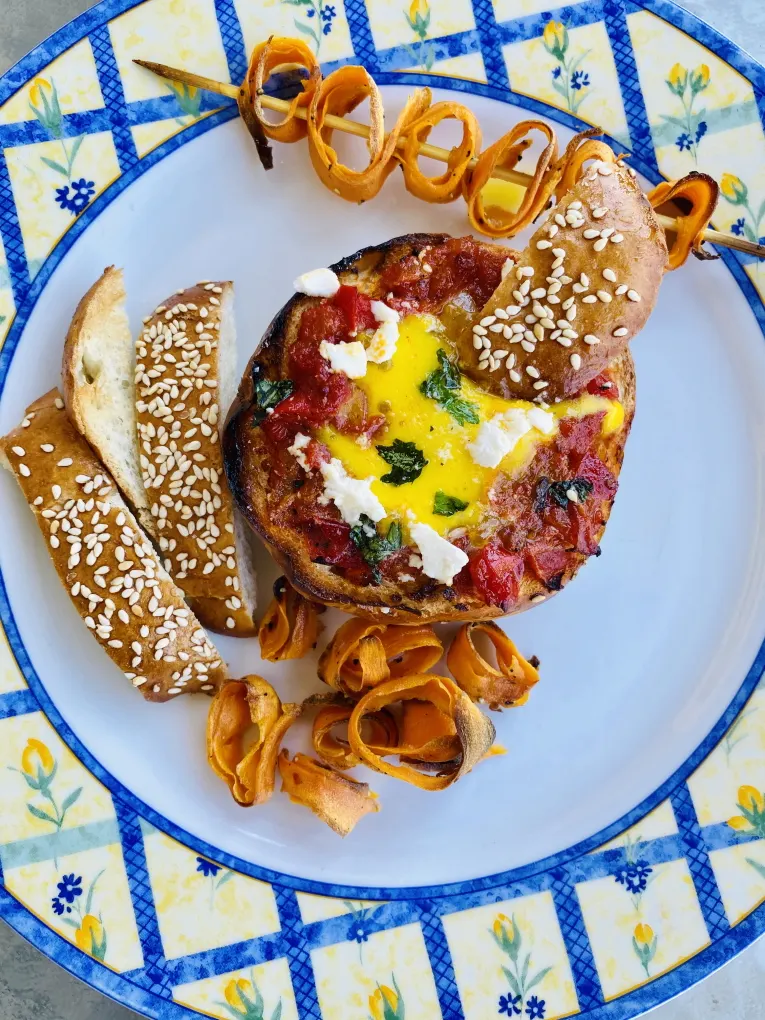 Shakshuka in a bun recipe photo 3