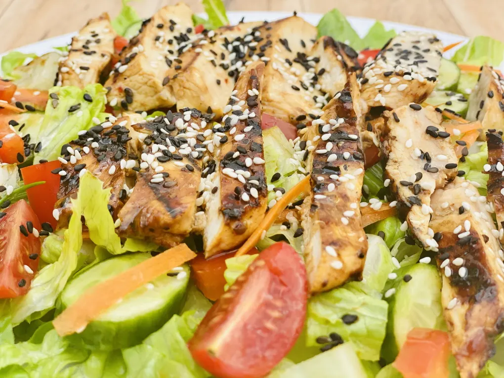 Fresh Salad with chicken recipe photo 3